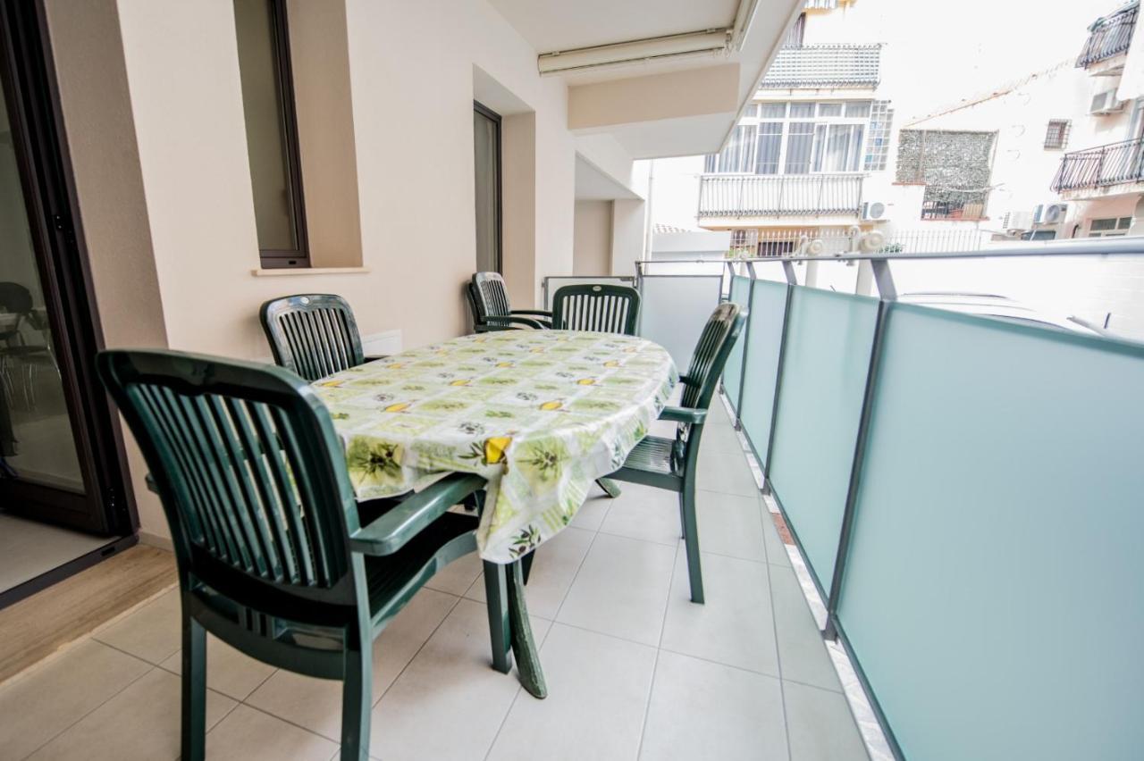 Home Square Milazzo Bagian luar foto