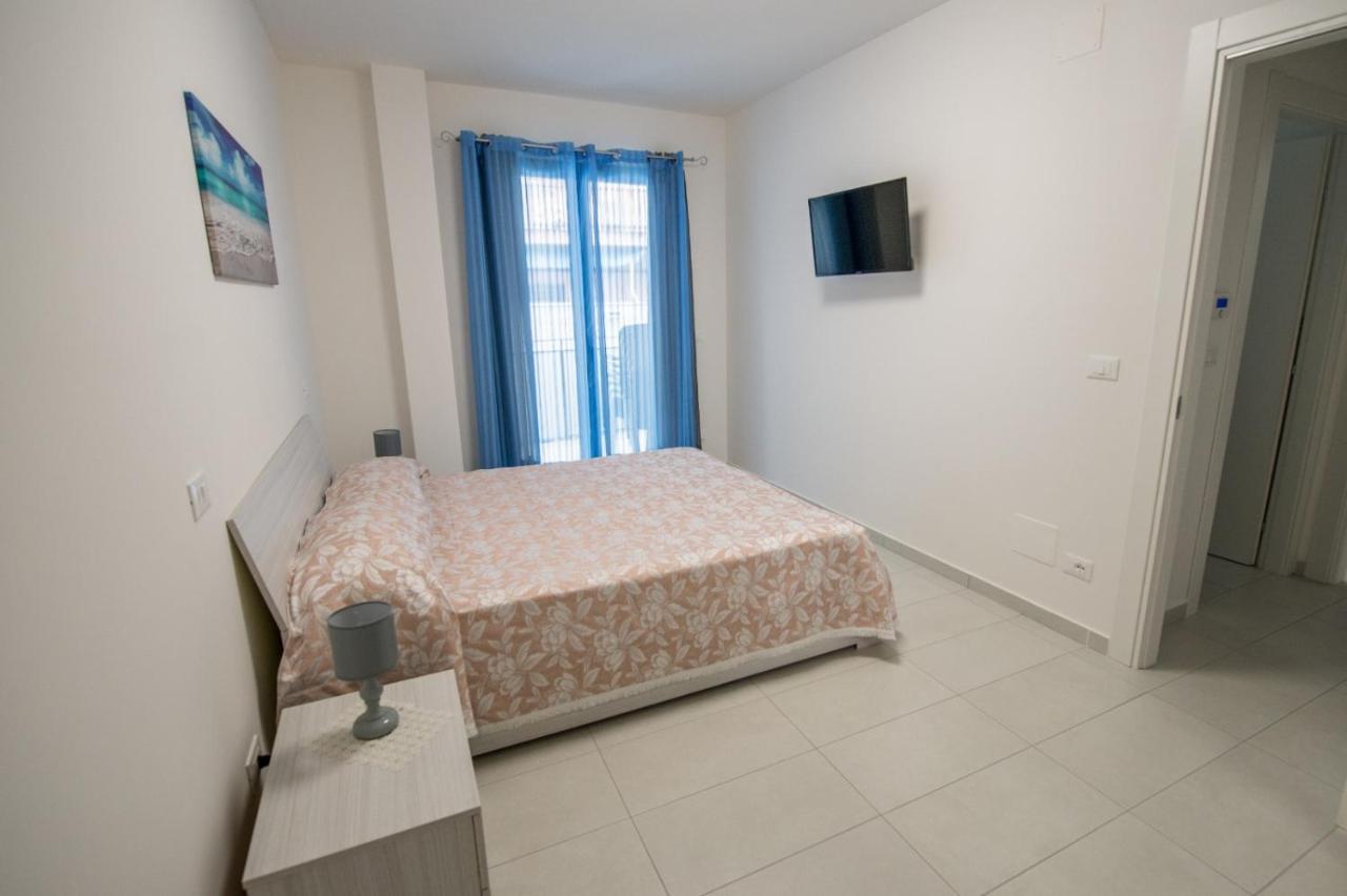 Home Square Milazzo Bagian luar foto